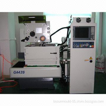 Large Plastic Injection Mold Machine with 300 to 500K Mold Life and Hot and Cold Stamping Mold